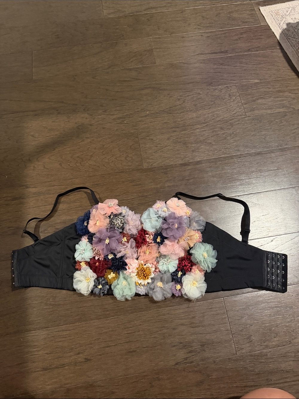 Floral Appliqué Strapless Bustier Top - Black